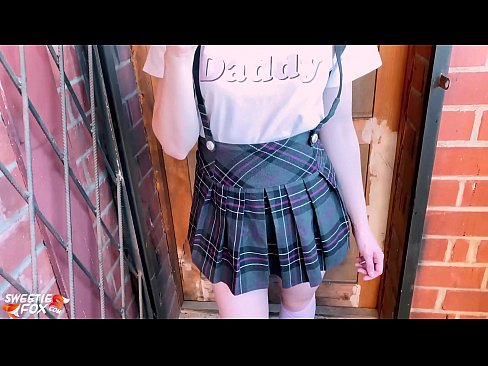 ❤️ Schoolmeisje zuigt haar lul diep en neukt in plaats van lessen Anal video at porn nl.xxxdl.ru