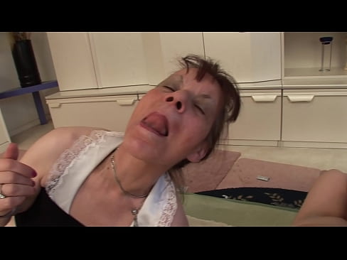 ❤️ Twee oma's en een opa hebben een triootje Anal video at porn nl.xxxdl.ru
