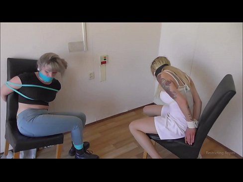 ❤️ Verslaafd / vastgebonden en de mond gesnoerd / jonkvrouw in nood Anal video at porn nl.xxxdl.ru