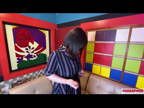 ❤️ Japanse cutie met grote tieten masturbeert met sexspeeltjes en heeft een orgasme. Ze vertelt in een interview over haar neukervaring. Enorme tieten en harig kutje die luid kreunen. Osakaporn Anal video at porn nl.xxxdl.ru